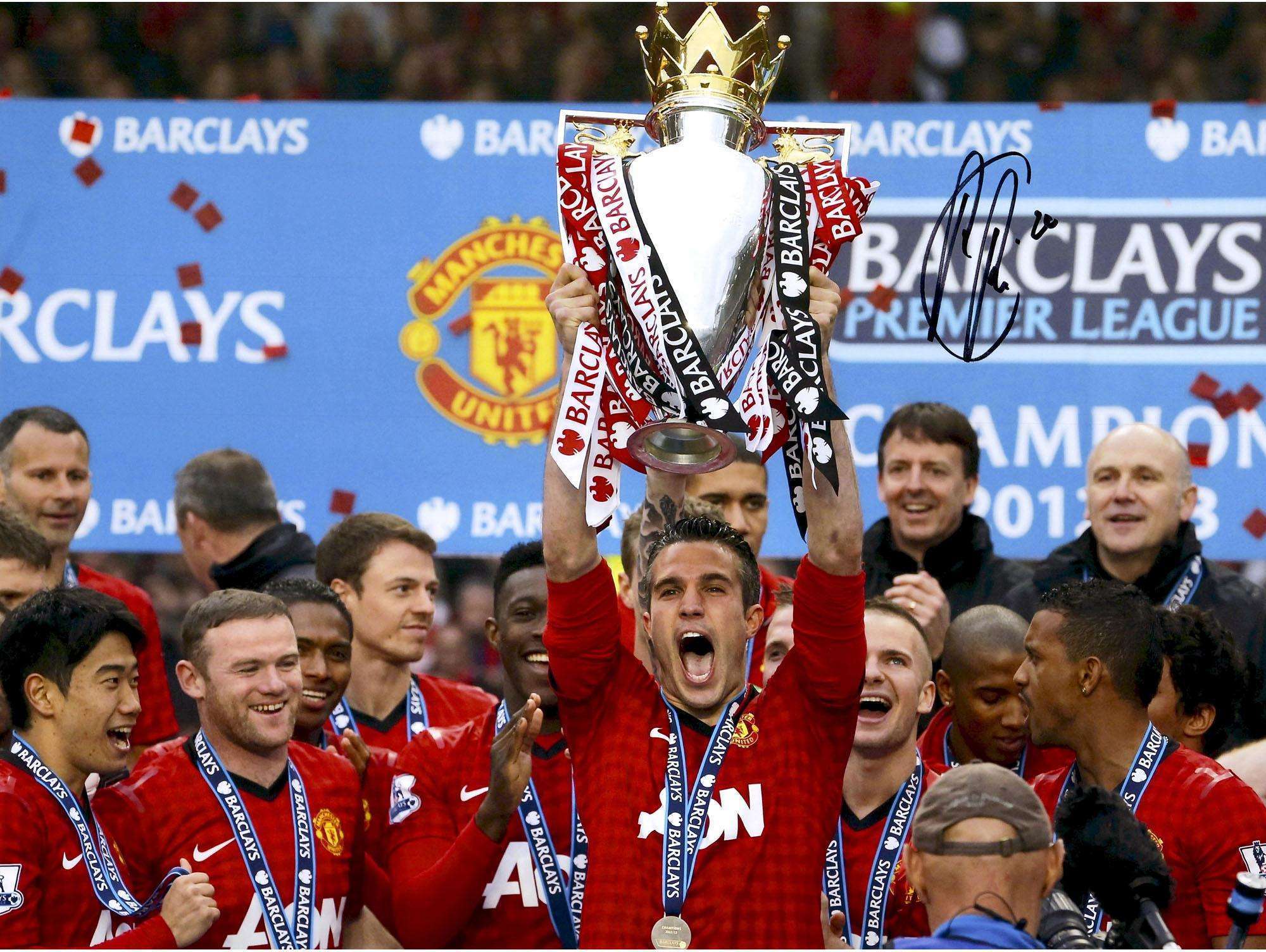 记者：那不勒斯是加纳乔的热门下家，切尔西和热刺也对其感兴趣.