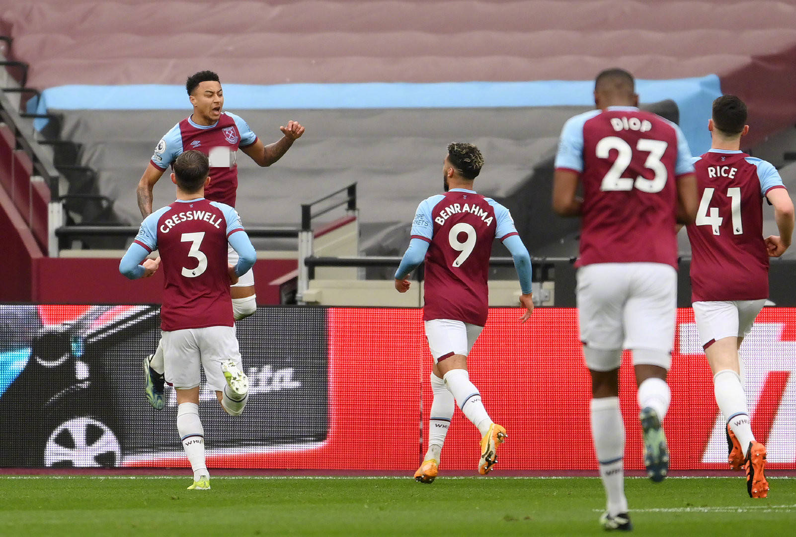 知名恶搞账号调侃佩林卡：湖人管理层还不知道自由市场开启了.